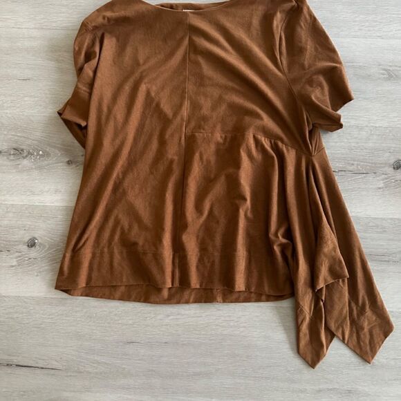 Chicos Faux-Suede Angled Top Brown 2 EUC - Picture 7 of 9